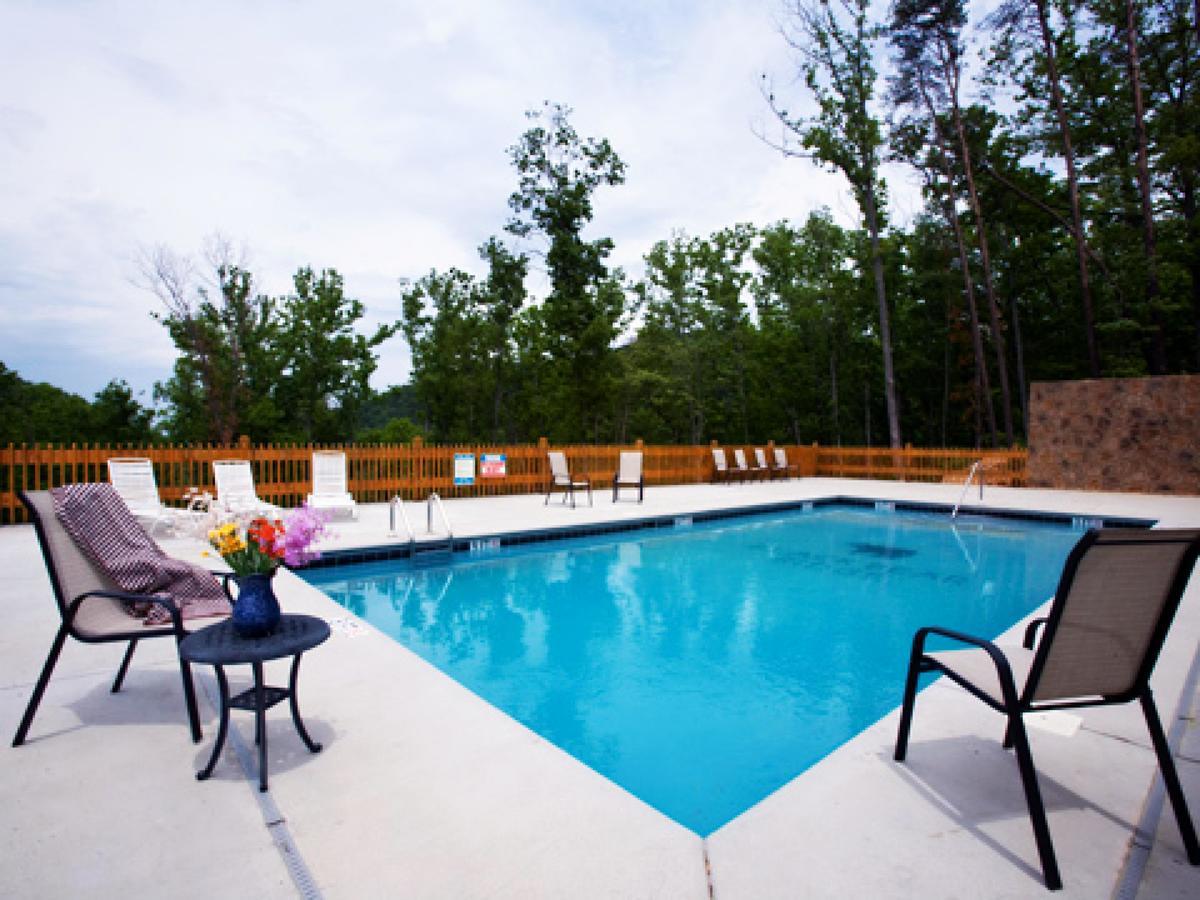 Alpine Dreamcatcher Economy 1 Bedroom Chalet Sevierville Bagian luar foto